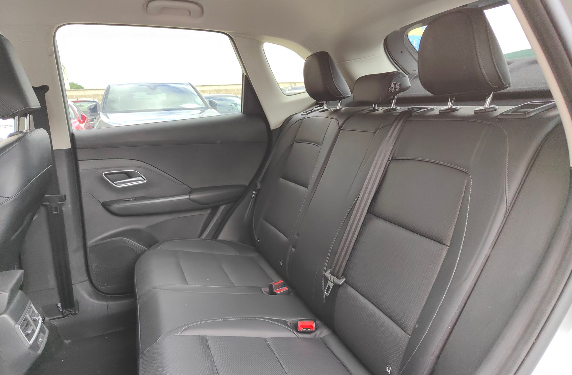 MG ZS 1.5 Hybrid+ Luxury - foto 12
