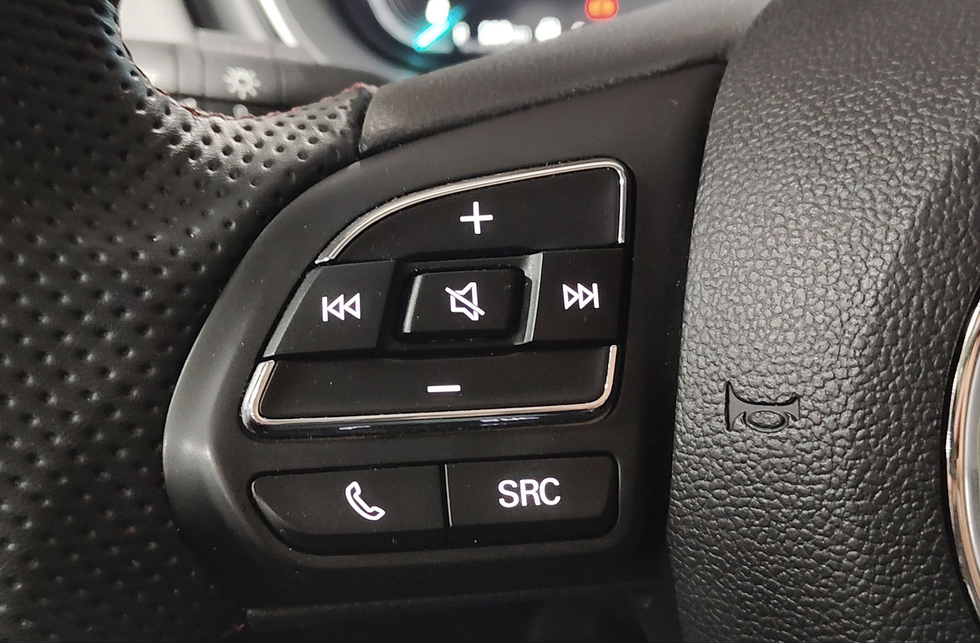 MG EHS 1.5 T-GDi PHEV Luxury - foto 33