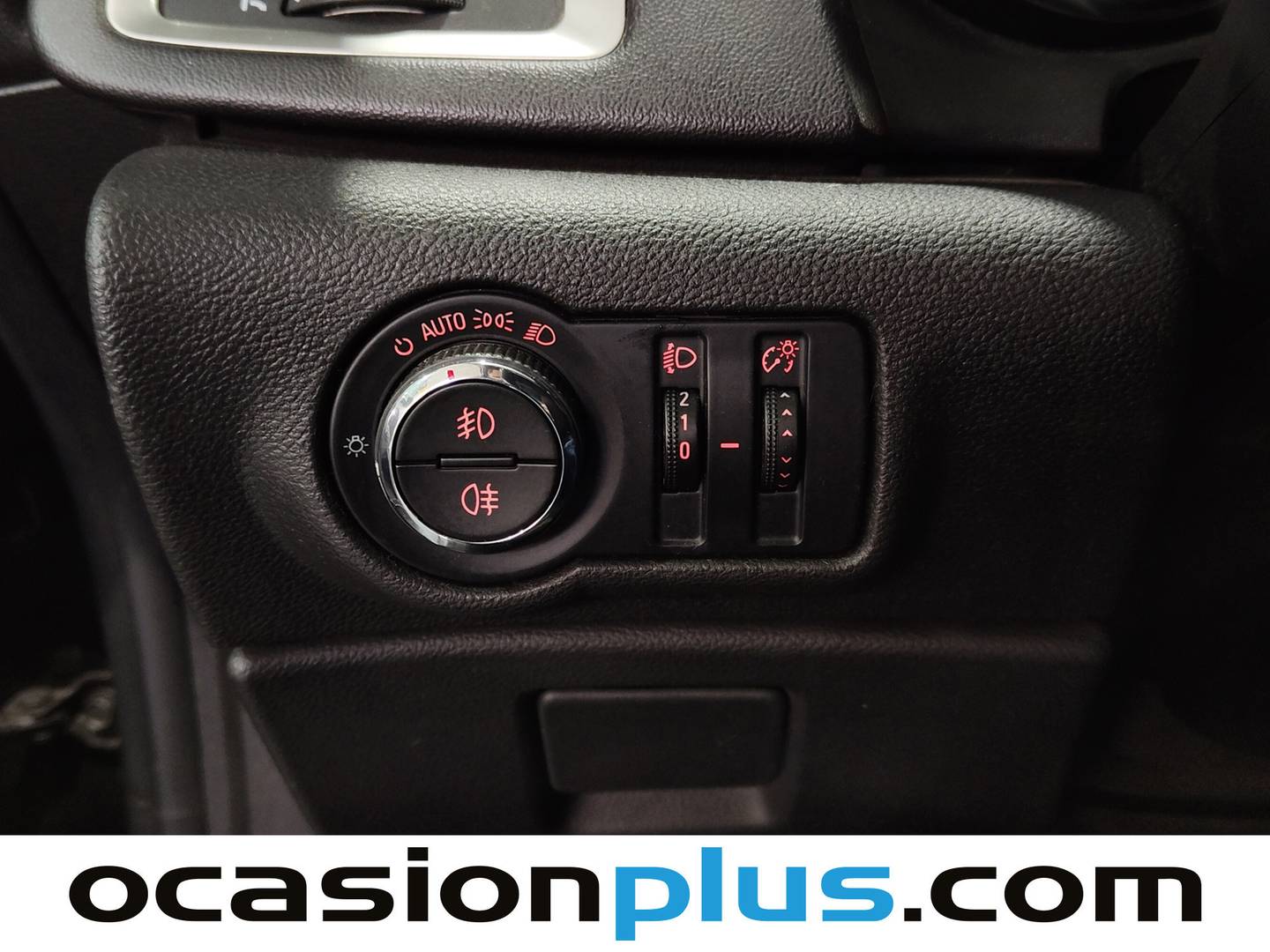 Extras y acabados del Opel Astra Opel Astra 1.4 Turbo Sport (140 CV)