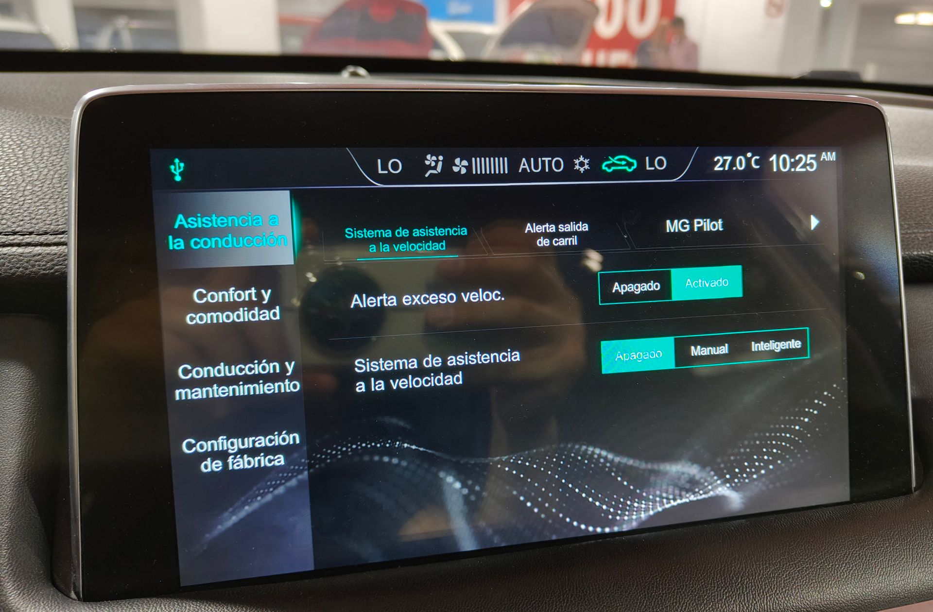 MG EHS 1.5 T-GDi PHEV Luxury - foto 13