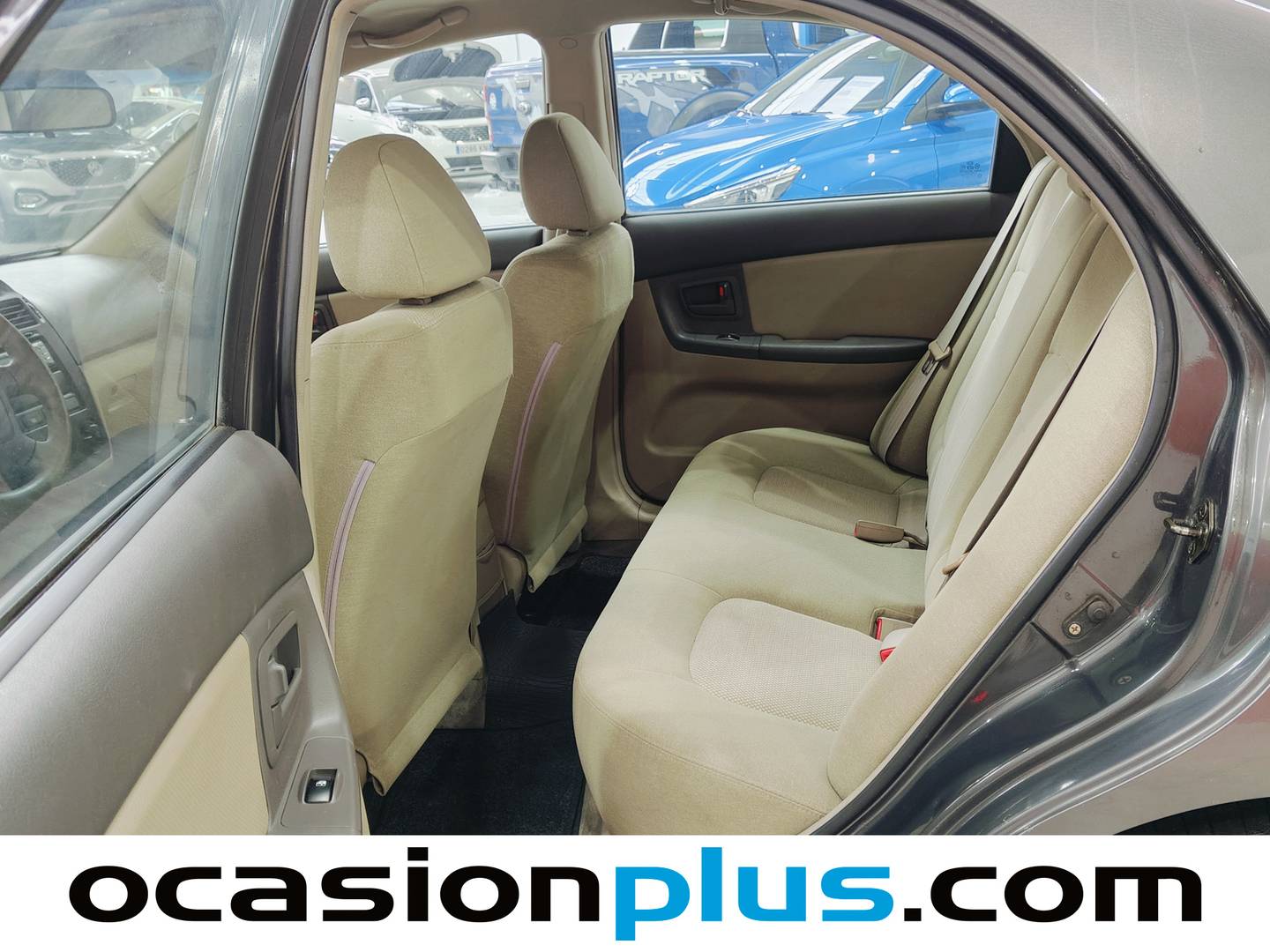 Foto asientos traseros KIA Cerato KIA Cerato 1.6 DOHC LX (105 CV)