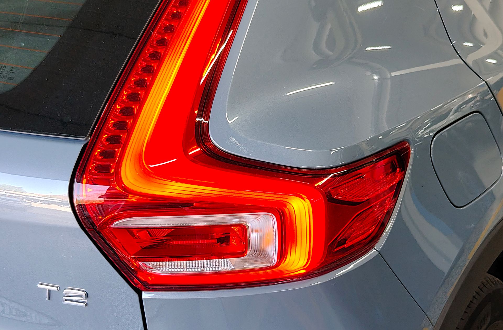 Volvo XC40 T2 Momentum Core - foto 17