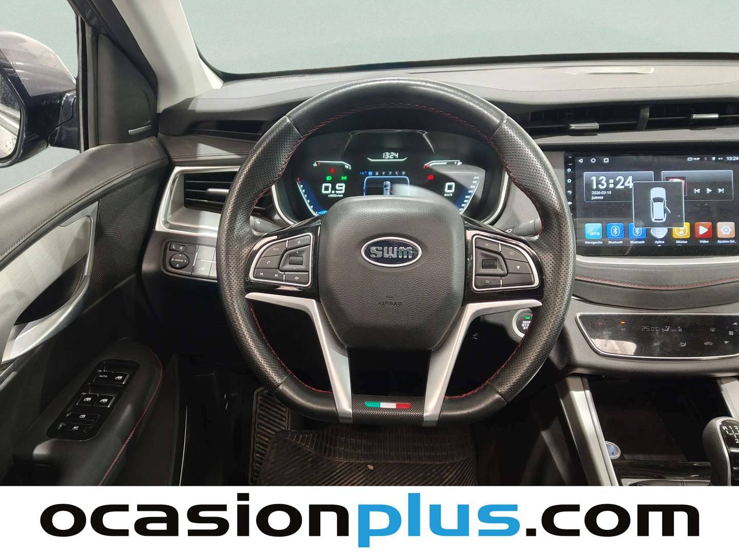 SWM G01 SWM G01 1.5T Luxury (131 CV) manual