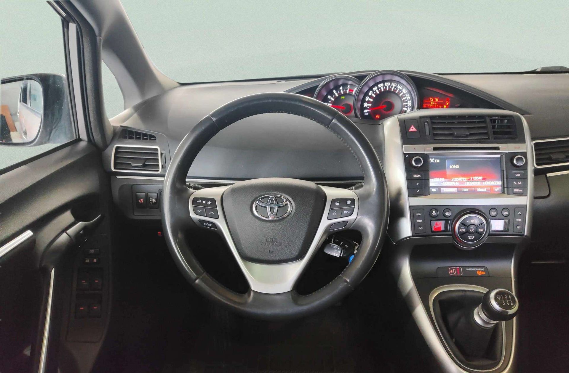 Toyota Verso 115D Advance - foto 22