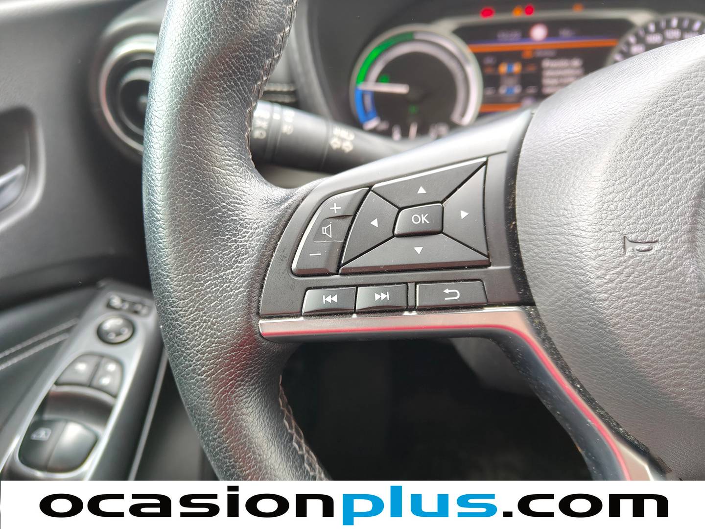 Foto Nissan JUKE Nissan Juke Hybrid N-Design Black Auto (143 CV)