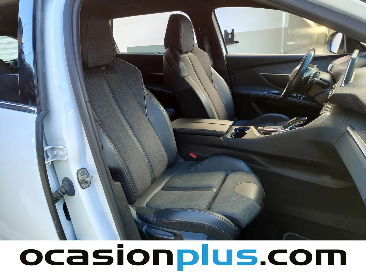 Foto Peugeot 5008 Peugeot 5008 BlueHDI 130 S&S GT Line EAT8 (130 CV) 7 Plazas