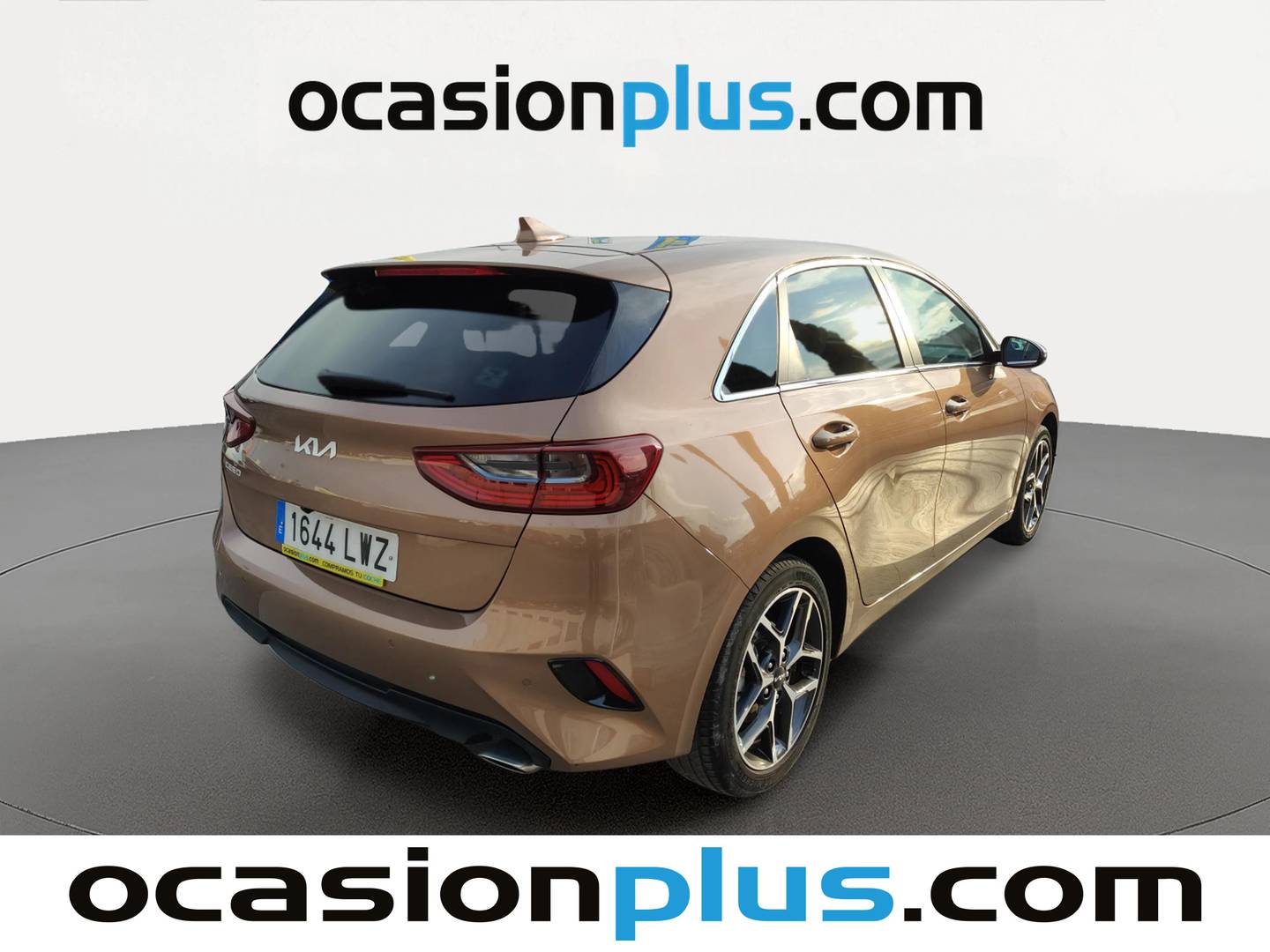 Foto trasera KIA Ceed Kia Ceed 1.0 T-GDi Tech (100 CV) derecha