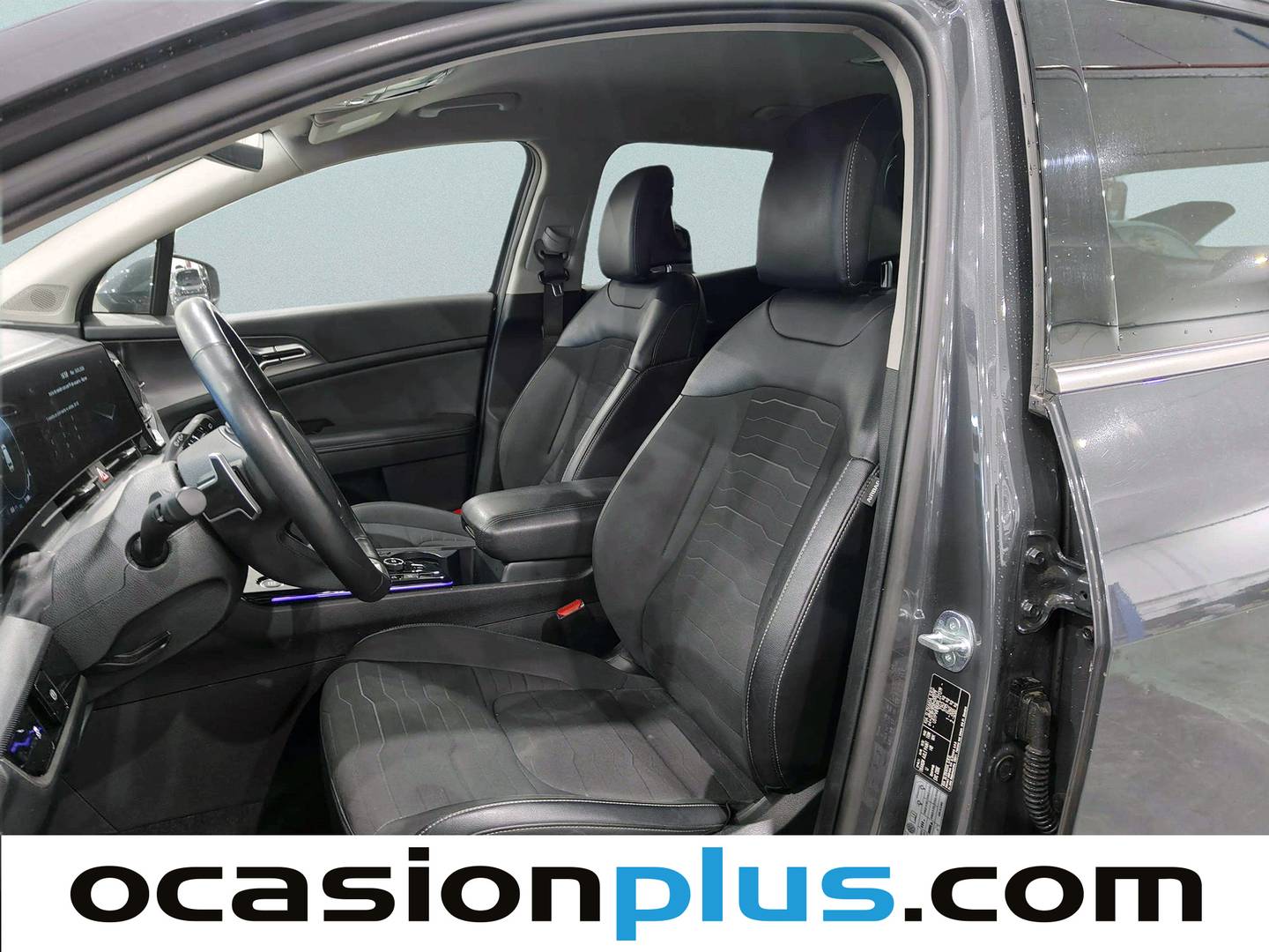 Foto asientos delanteros KIA Sportage KIA Sportage 1.6 T-GDi MHEV Tech 4x2 DCT (150 CV)