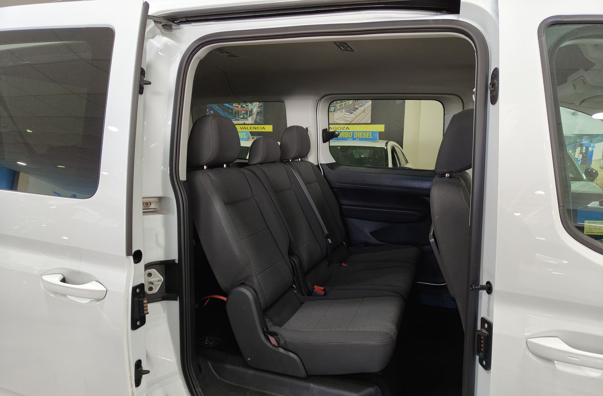 Ford Grand Tourneo Connect 2.0 EcoBlue Titanium 7 plazas - foto 20