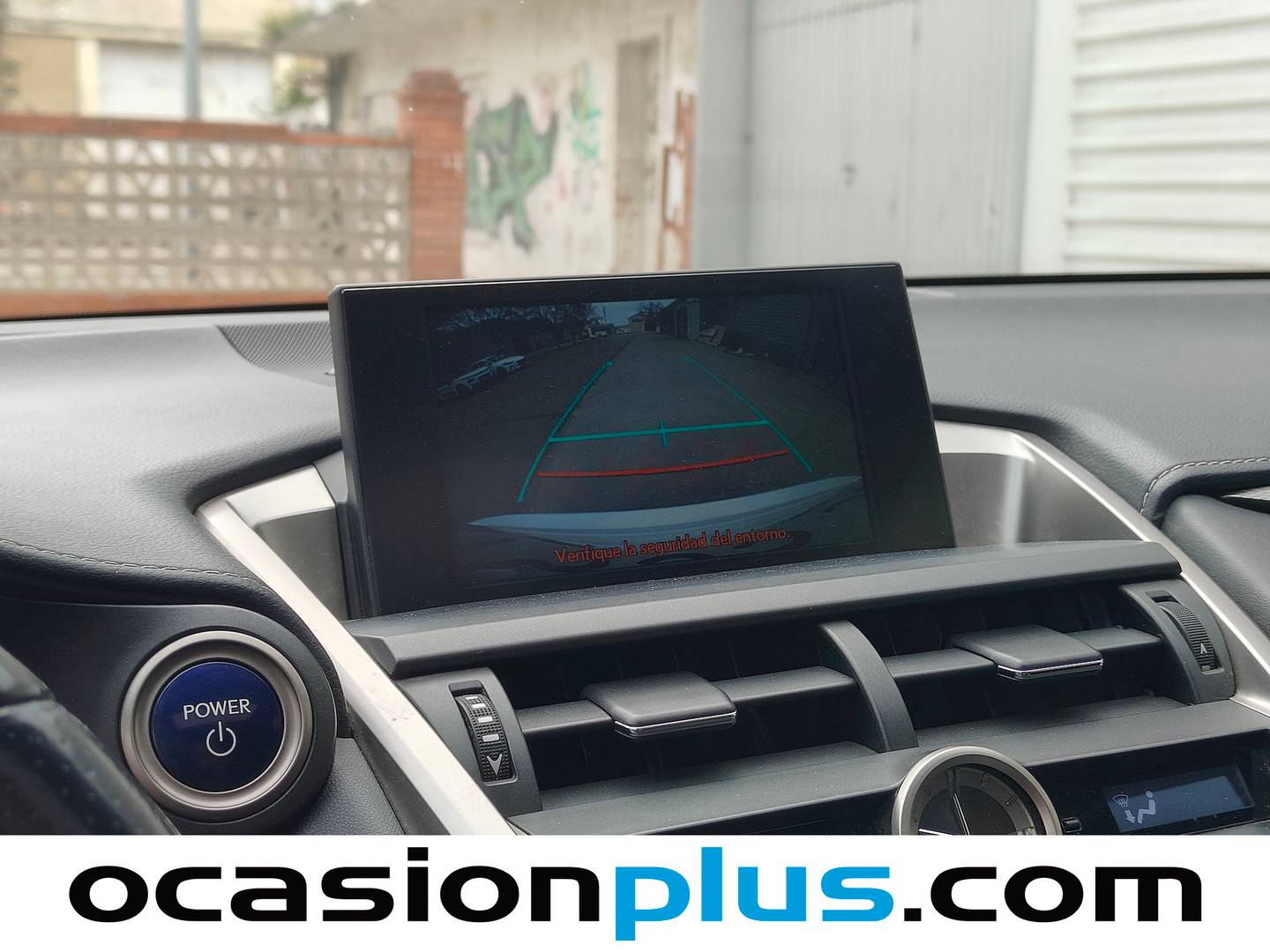 Accesorios del Lexus NX Lexus NX 300h F Sport Panorámico + Navibox 4WD (197 CV)