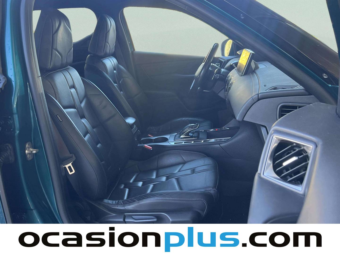 Foto DS DS 3 Crossback DS DS3 Crossback PureTech 130 Grand Chic EAT8  (130 CV)