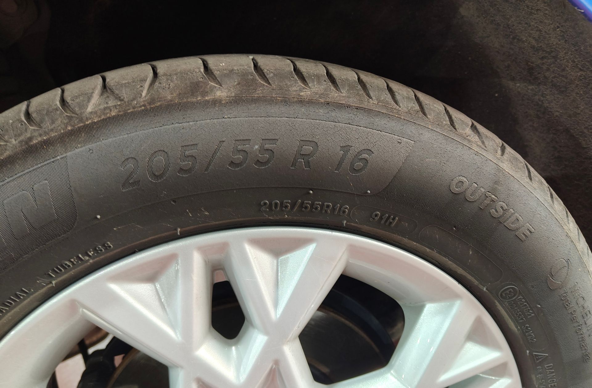 Kia Ceed 1.6 MHEV iMT Drive - foto 34