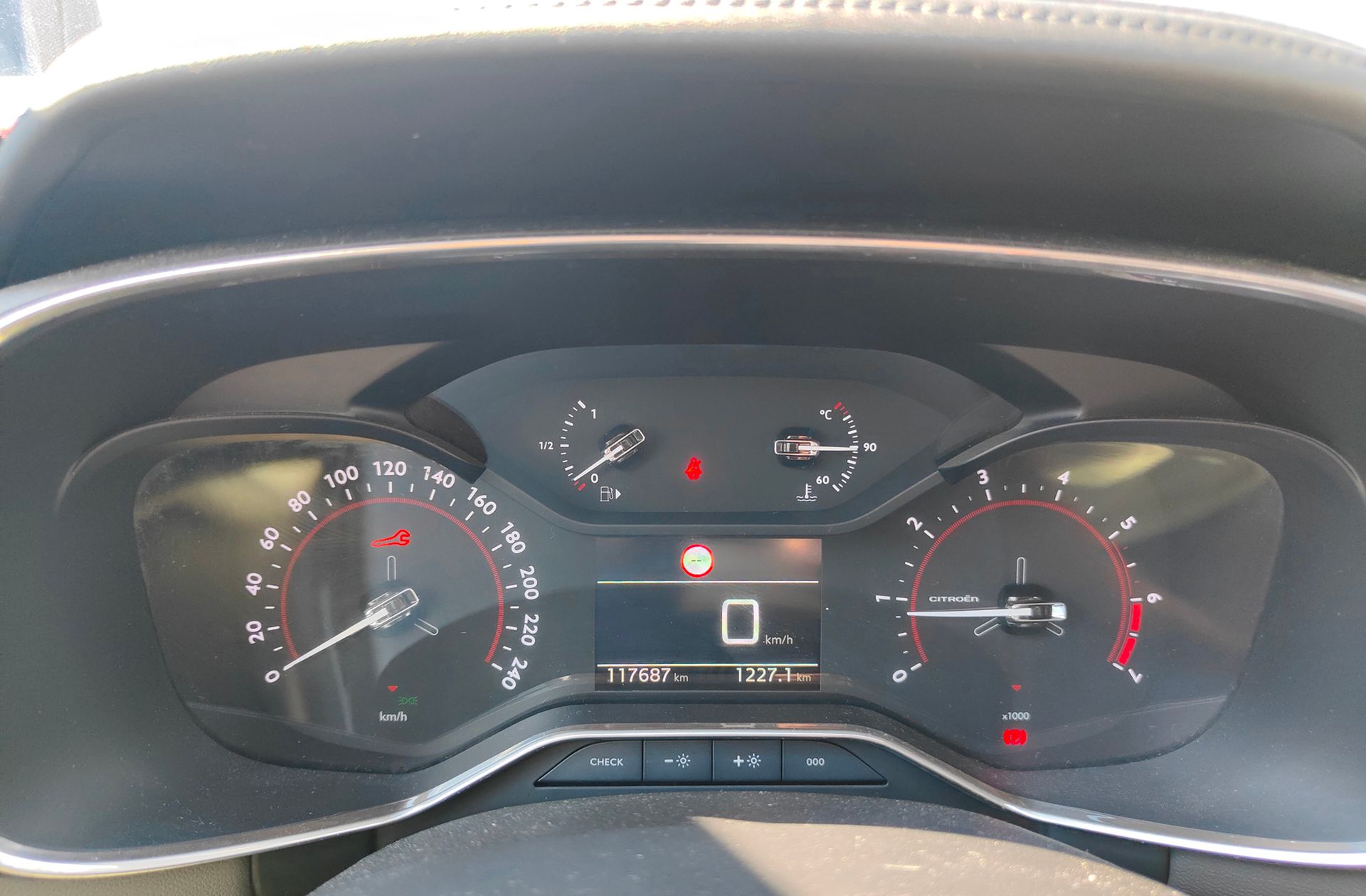 Citroën C5 Aircross BlueHDi 130 Live - foto 20
