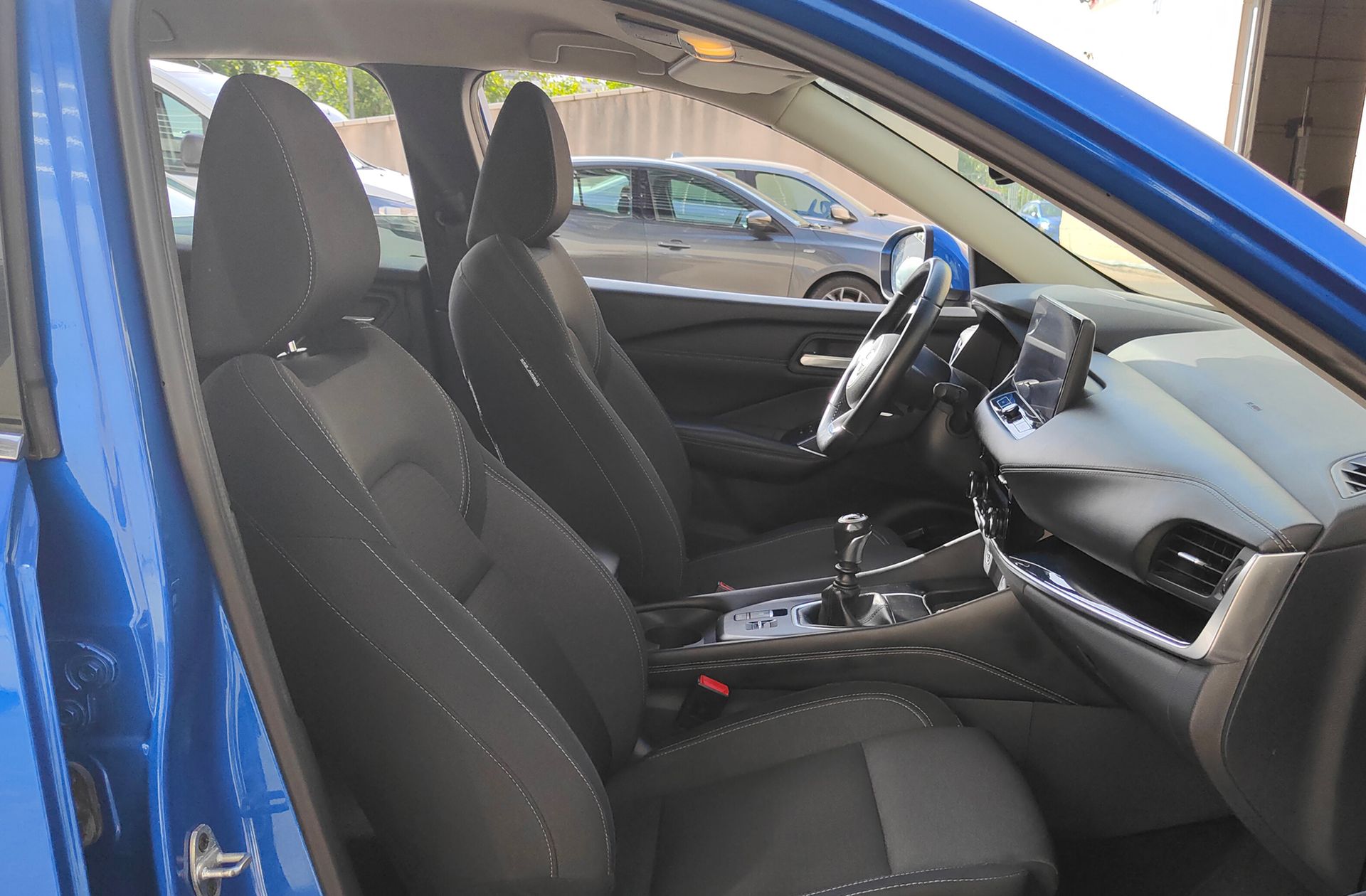 Nissan Qashqai DIG-T 140 mHEV N-Connecta 4x2 - foto 19