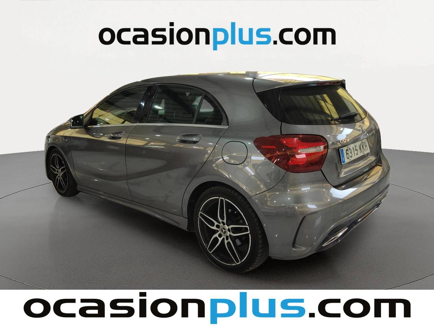 Foto trasera Mercedes Clase A Mercedes Clase A 200 d (136 CV) Pack AMG izquierda