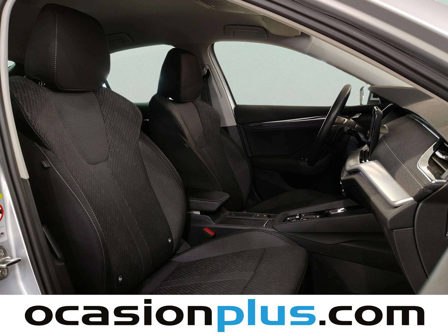 Skoda Octavia Skoda Octavia 1.5 TSI m-HEV Selection DSG (150 CV) automático