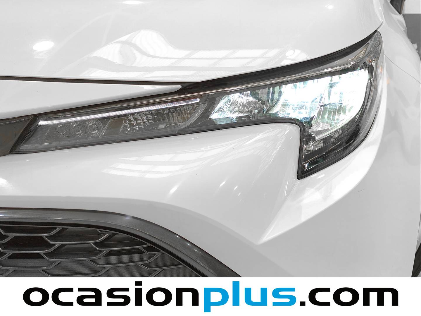Extras del Toyota Corolla Toyota Corolla 140H Active Plus Touring Sport (140 CV)