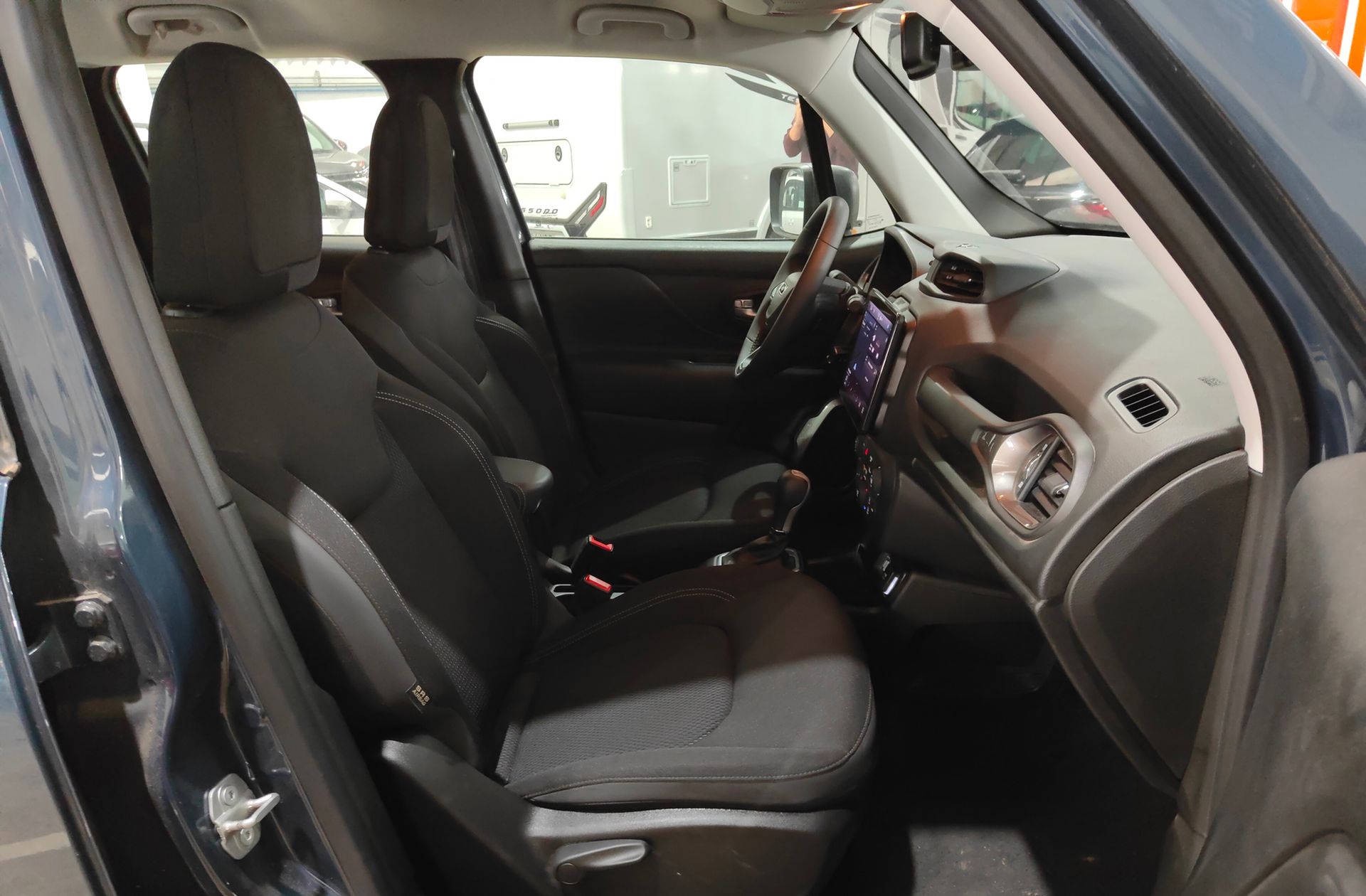 Jeep Renegade eHybrid 1.5 Limited ATX - foto 14