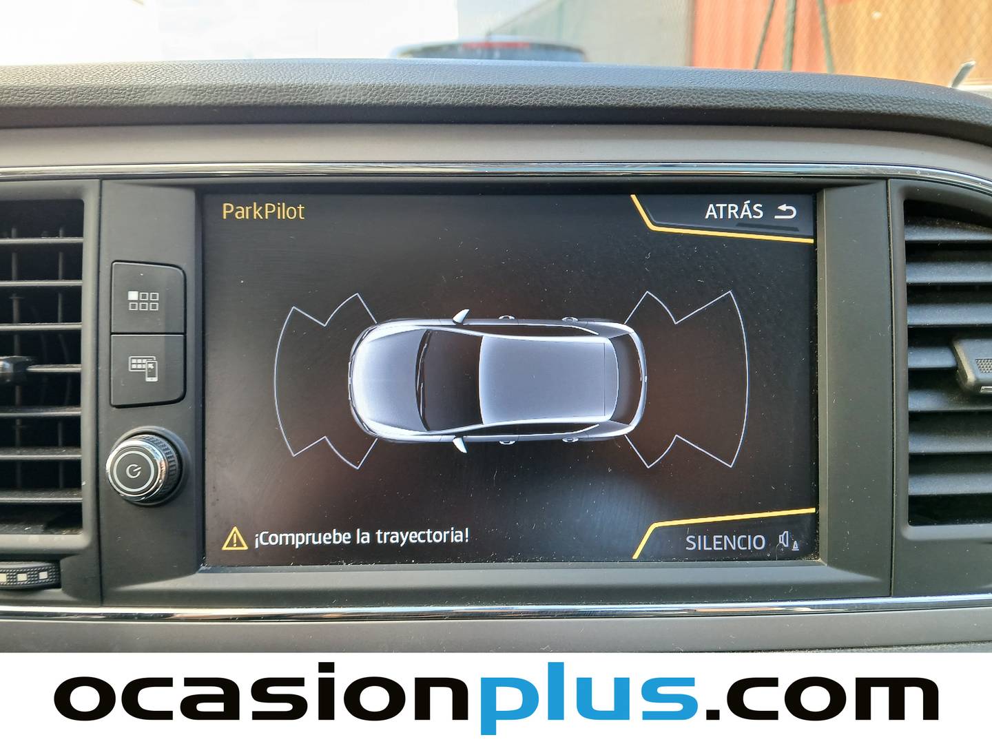 Equipamiento del Seat León Seat León 1.4 TGI GNC S&S Style (110 CV)