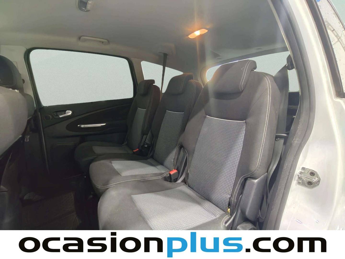 Foto asientos traseros Ford S-MAX Ford S-Max 2.0 TDCI Limited Edition (140 CV) 7 PLAZAS
