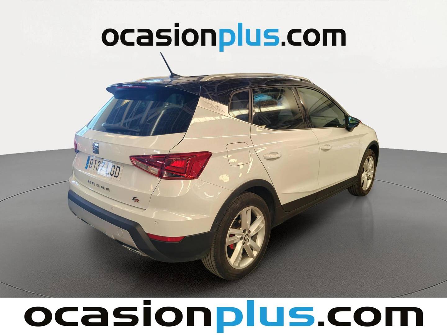 Foto trasera Seat Arona Seat Arona 1.0 TSI Ecomotive FR Edition DSG (115 CV) derecha