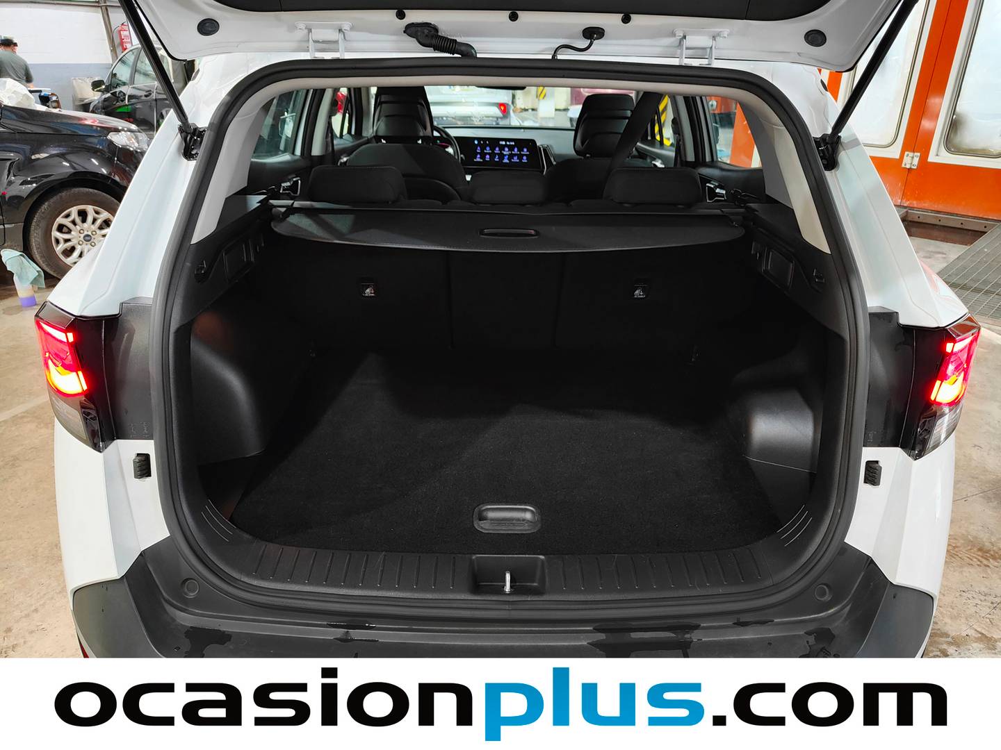 Fotos maletero KIA Sportage KIA Sportage 1.6 T-GDi MHEV Drive 4x2 (150 CV)