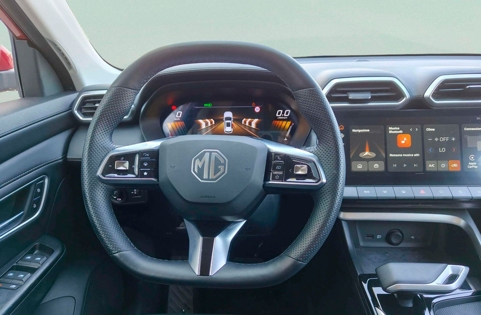 MG ZS 1.5 Hybrid+ Luxury - foto 24