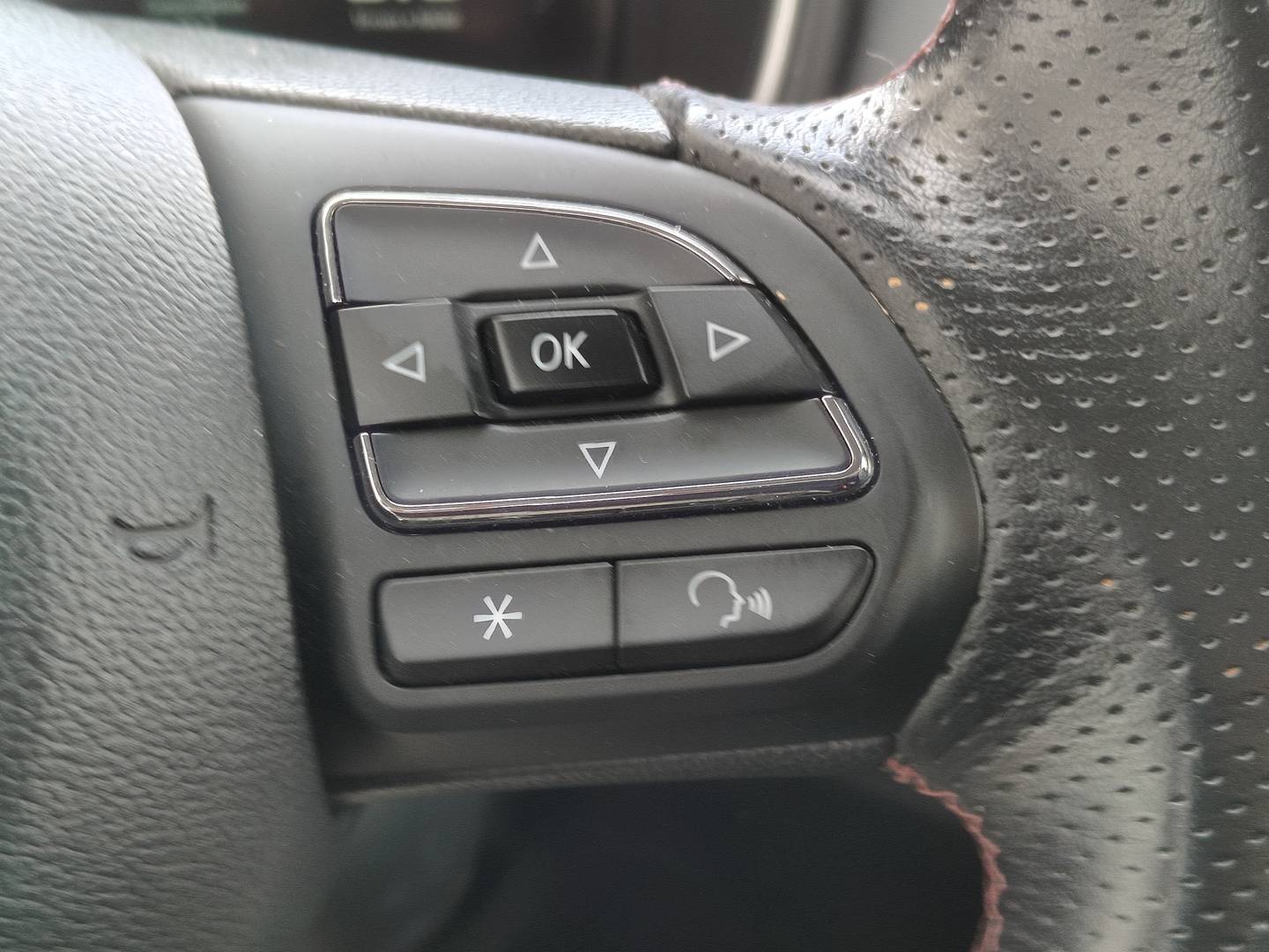 Foto MG HS MG HS 1.5 Turbo GDI Comfort DCT (162 CV)