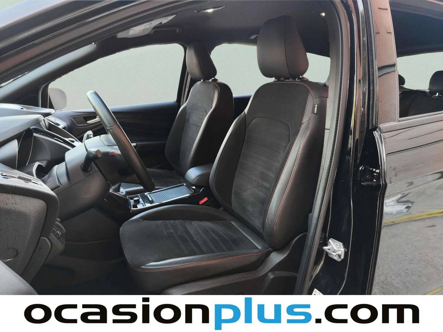 Foto asientos delanteros Ford Kuga Ford Kuga 1.5 EcoBoost ST-Line Limited Edition 4x2 (150 CV)