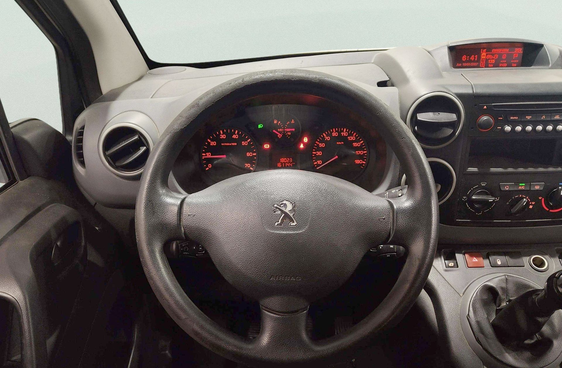Peugeot Partner Tepee BlueHDi 100 Access - foto 20