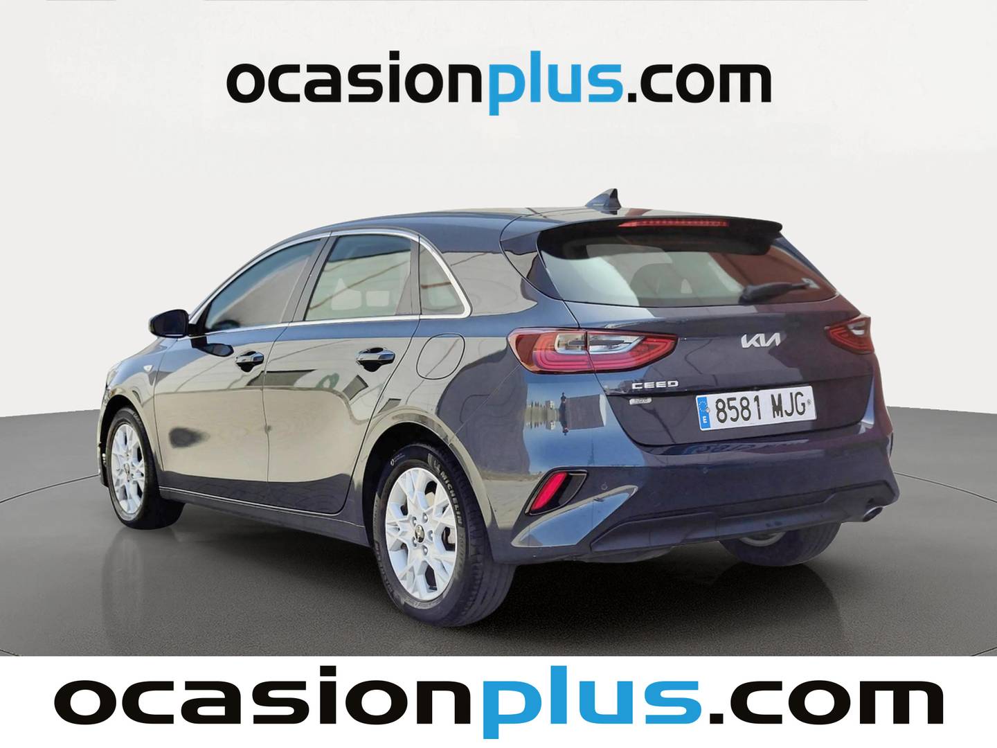 Foto trasera KIA Ceed KIA Ceed 1.6 MHEV iMT Drive (136 CV) izquierda