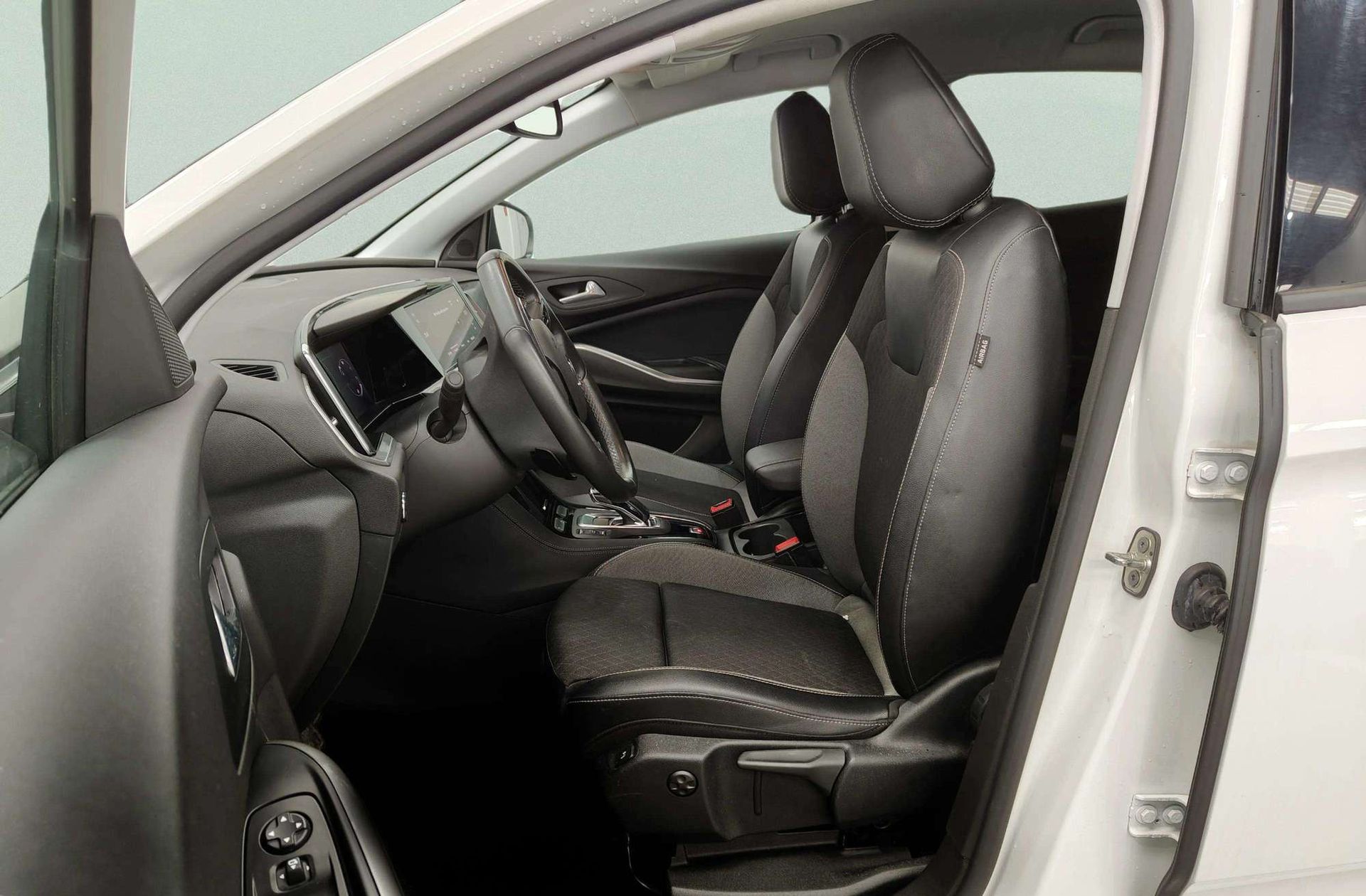Opel Grandland 1.5 CDTi Design Tech - foto 14