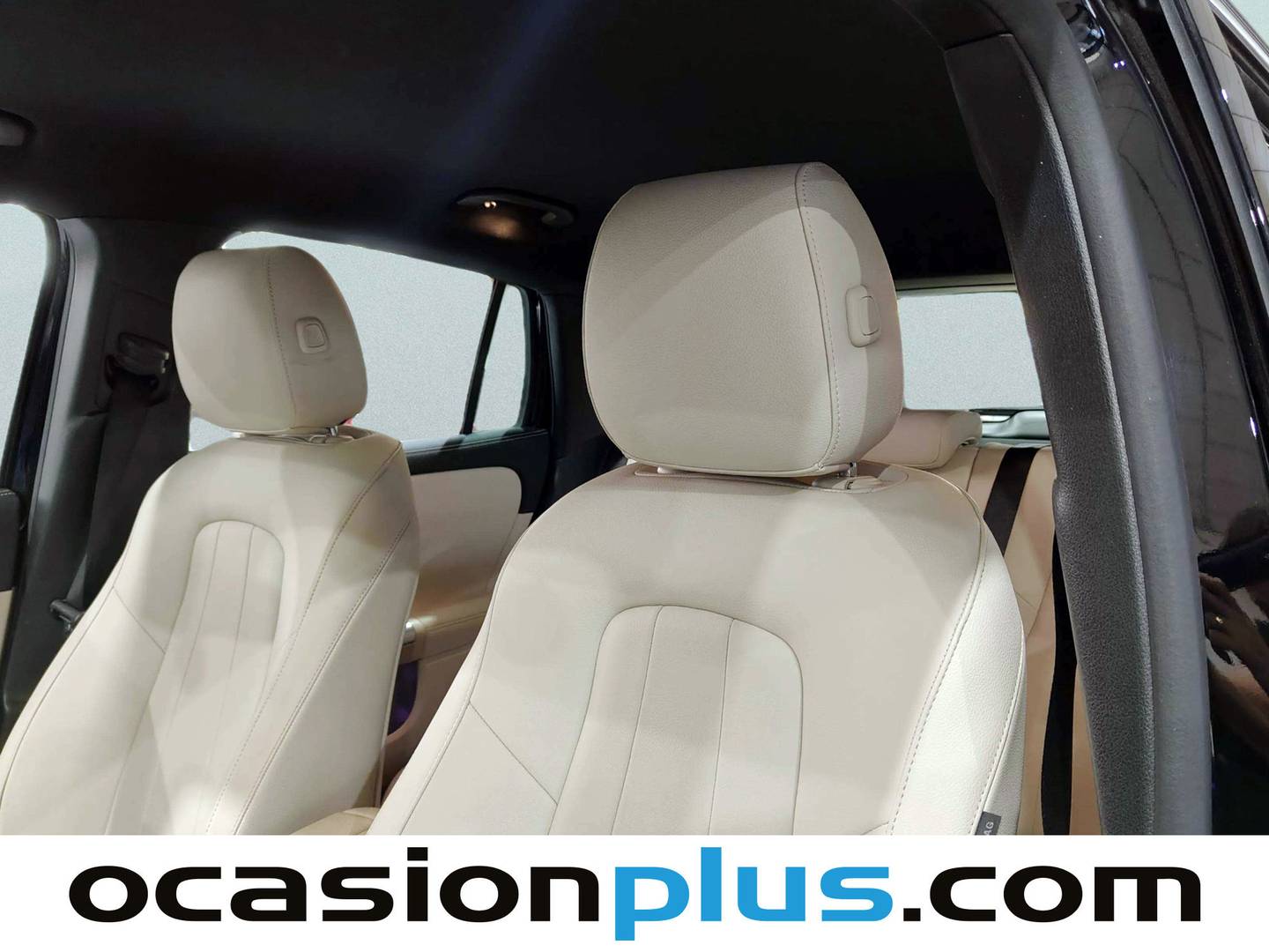 Extras y acabados del Mercedes GLA Mercedes GLA 250 e (218 CV)