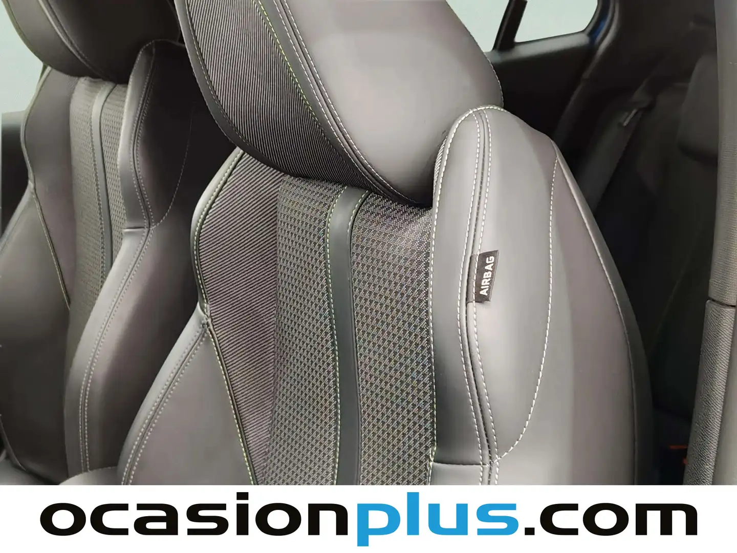 Foto Peugeot 2008 Peugeot 2008 PureTech 130 S&S GT (130 CV)