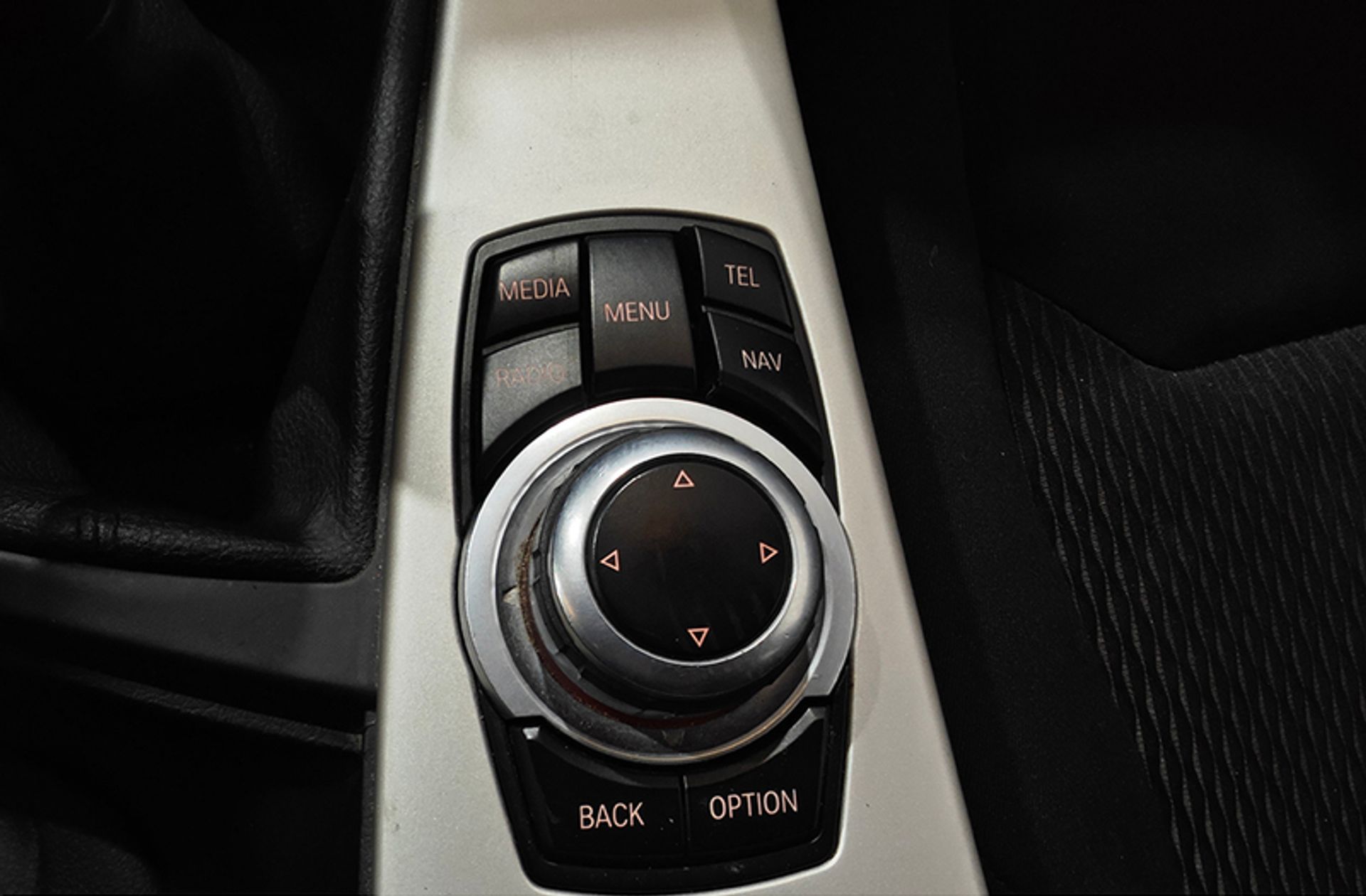 BMW Serie 3 318d - foto 29