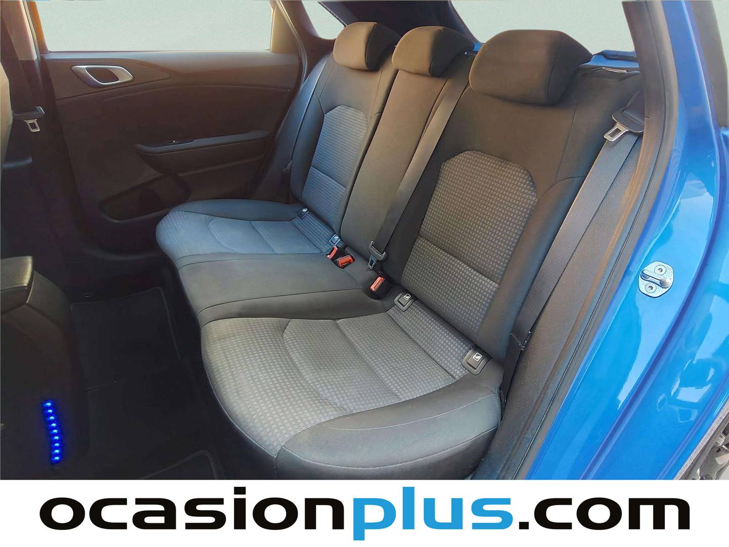 Foto asientos traseros KIA Ceed KIA Ceed 1.4 CVVT (100 CV)