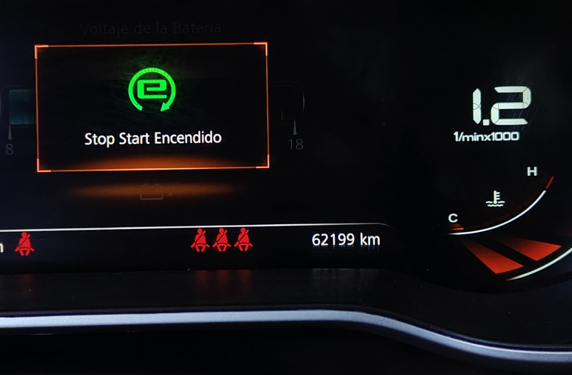 MG ZS 1.0T Luxury - foto 11