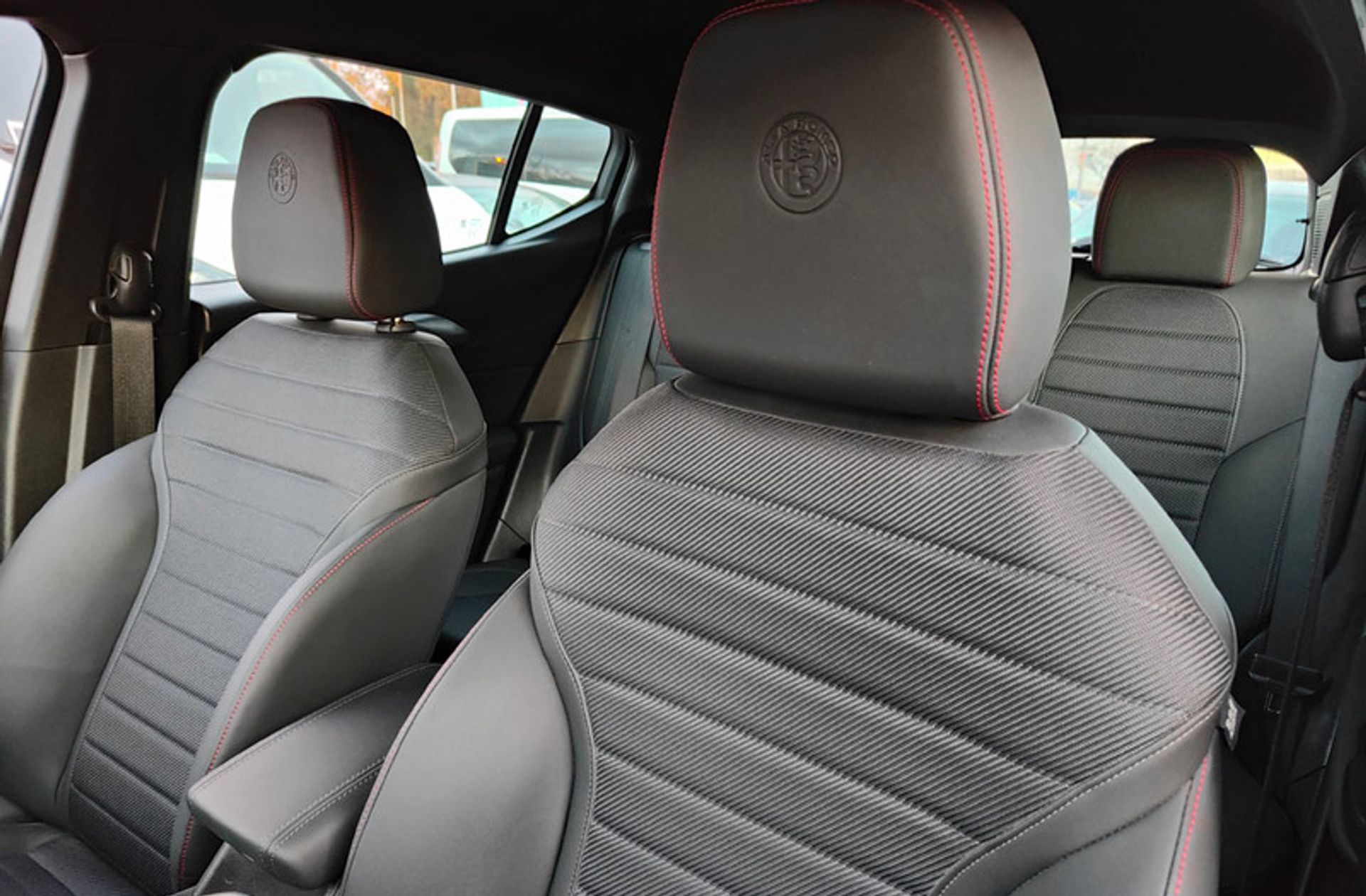 Alfa Romeo Tonale 1.6 DS Sprint FWD - foto 6
