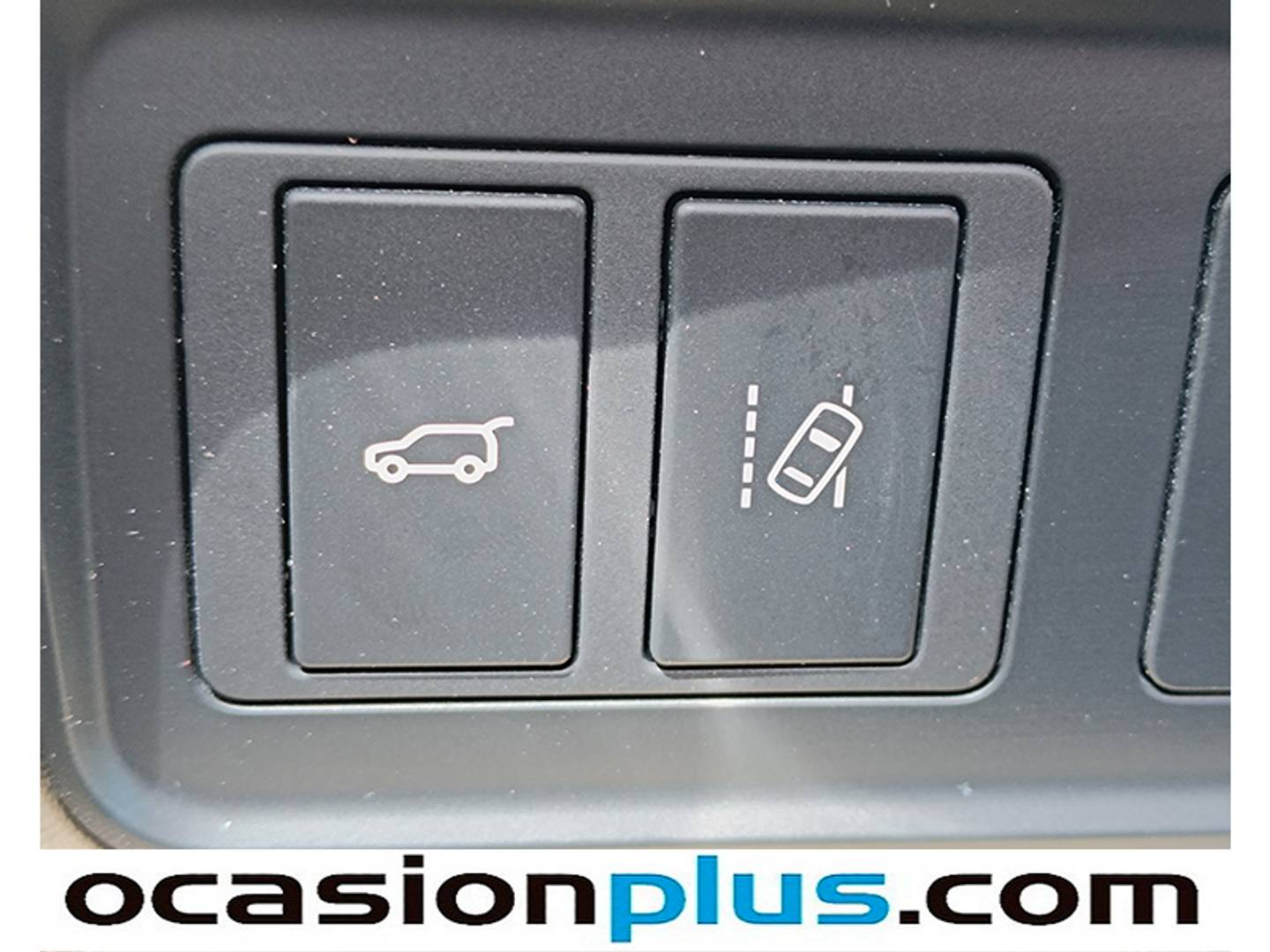 Foto Land Rover Discovery Sport Land Rover Discovery Sport 2.0L TD4 HSE 4x4 (180 CV) Auto