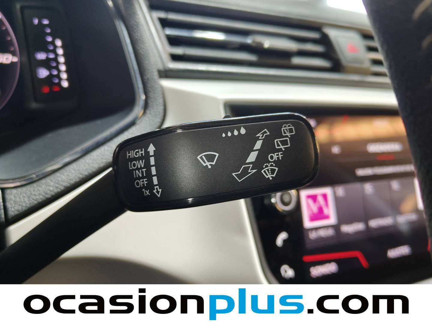 Foto Seat Arona SEAT Arona 1.0 TSI Ecomotive Xcellence Edition (115 CV)