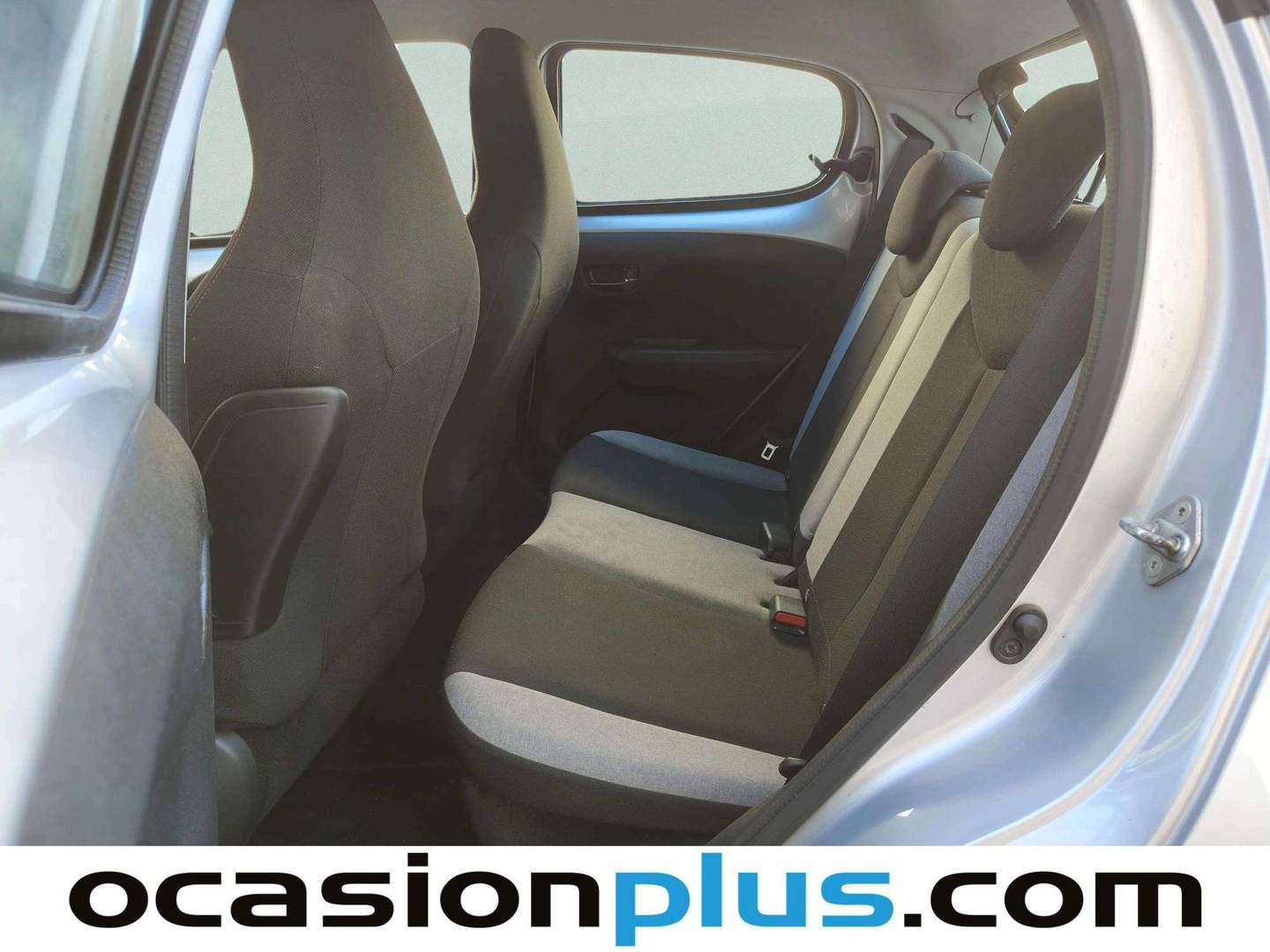 Foto asientos traseros Citroën C1 Citroën C1 PureTech 82 City Edition (82 CV)