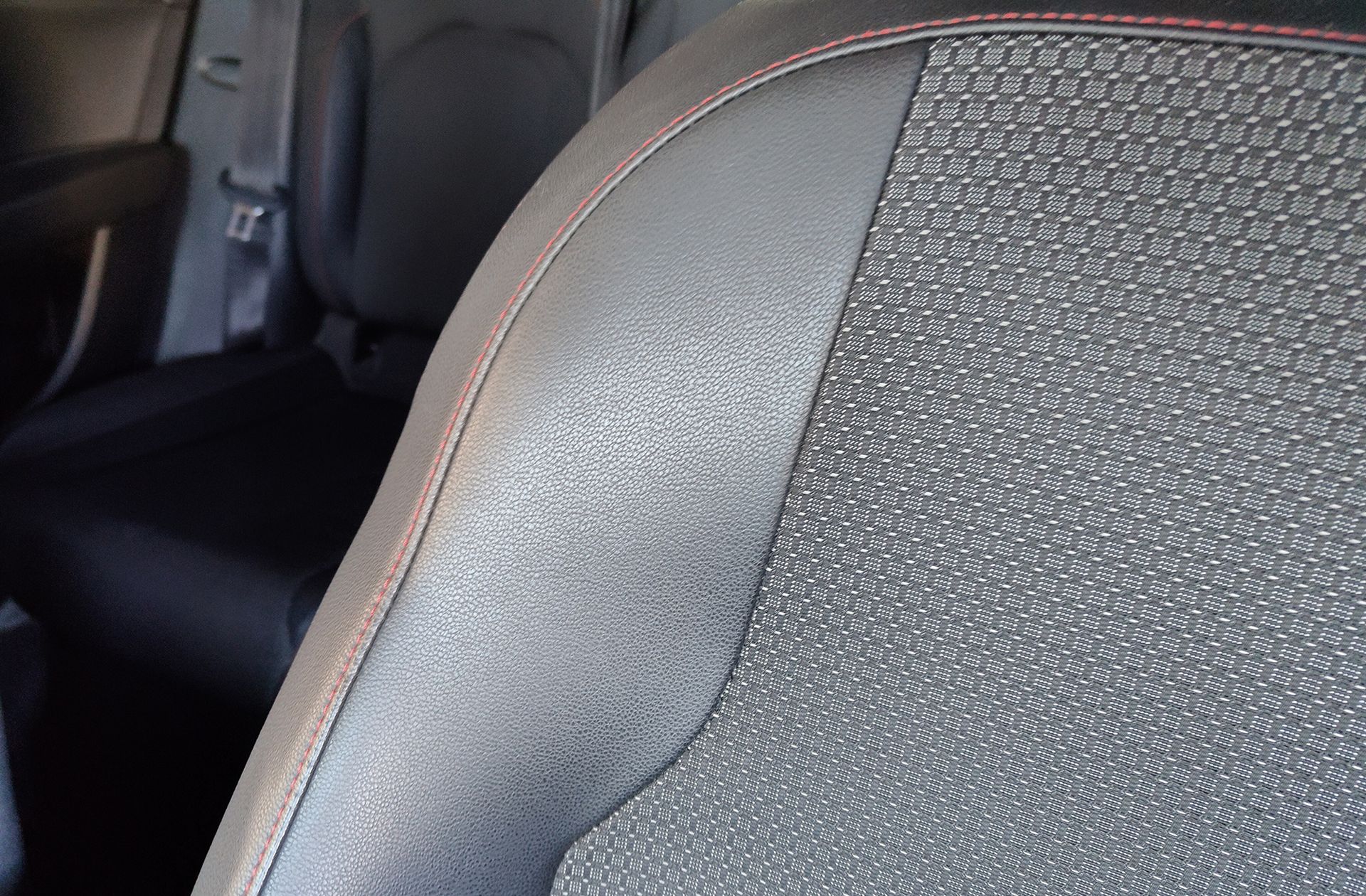 SEAT León ST 1.4 TSI ACT FR DSG7 - foto 6