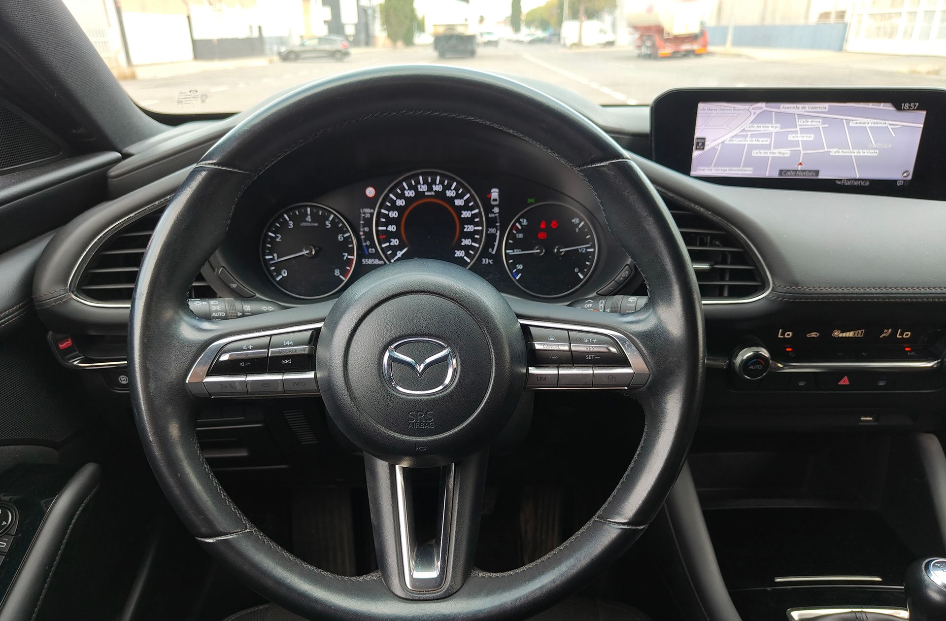 Mazda Mazda3 2.0 e-Skyactiv-G Evolution - foto 23