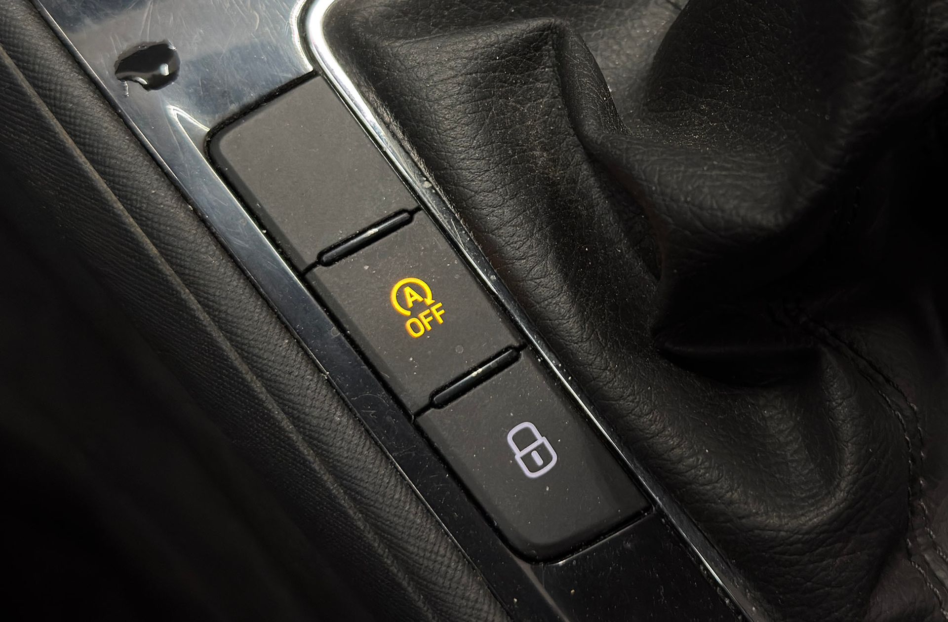 Škoda Fabia 1.0 TSI Ambition - foto 9