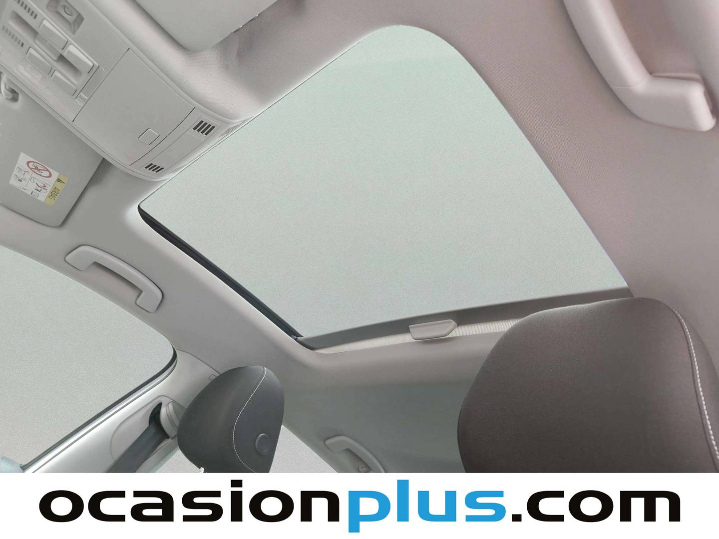 Equipamiento del Volkswagen Golf Volkswagen Golf Sport 1.4 TSI BMT ACT Tech (150 CV) DSG Pack R-Line