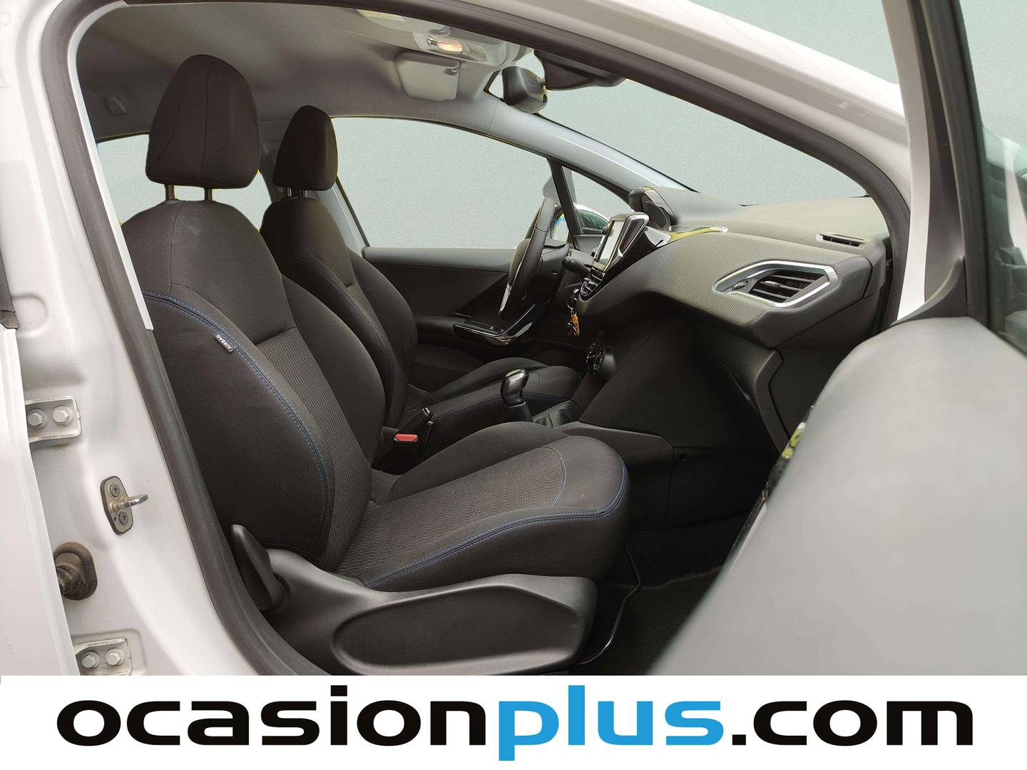 Peugeot 208 Peugeot 208 PureTech Signature (82 CV) km 0