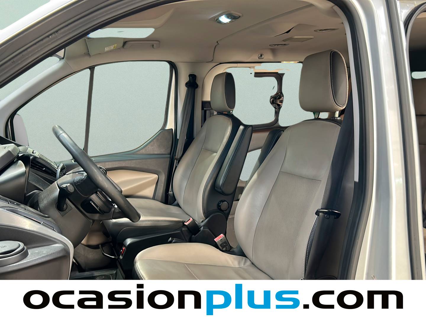 Foto Ford Tourneo Custom Ford Tourneo Custom 2.2 TDCI 300 L1 Titanium (125 CV)