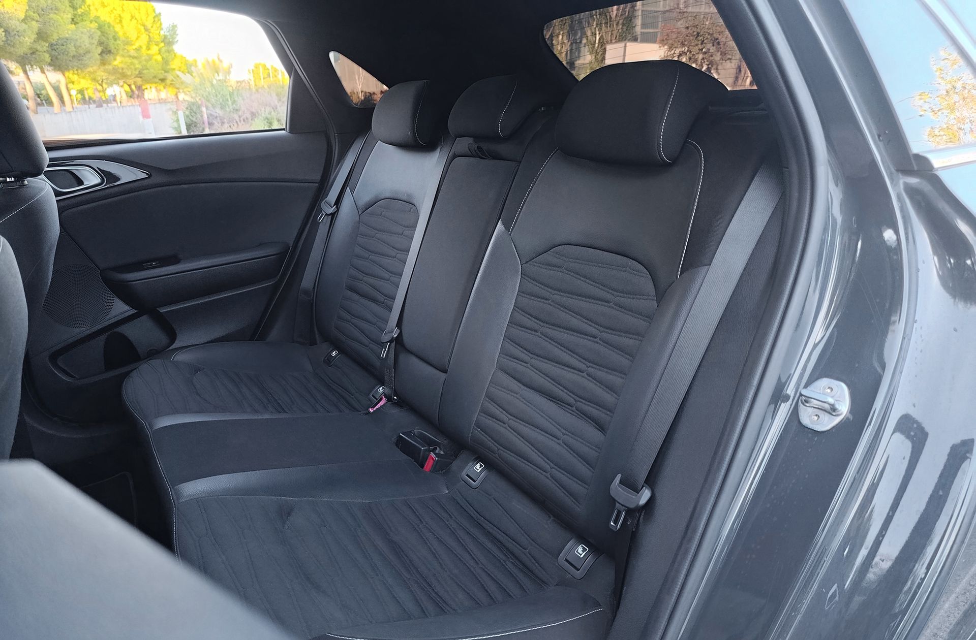 Kia Ceed 1.5 MHEV GT Line DCT - foto 14