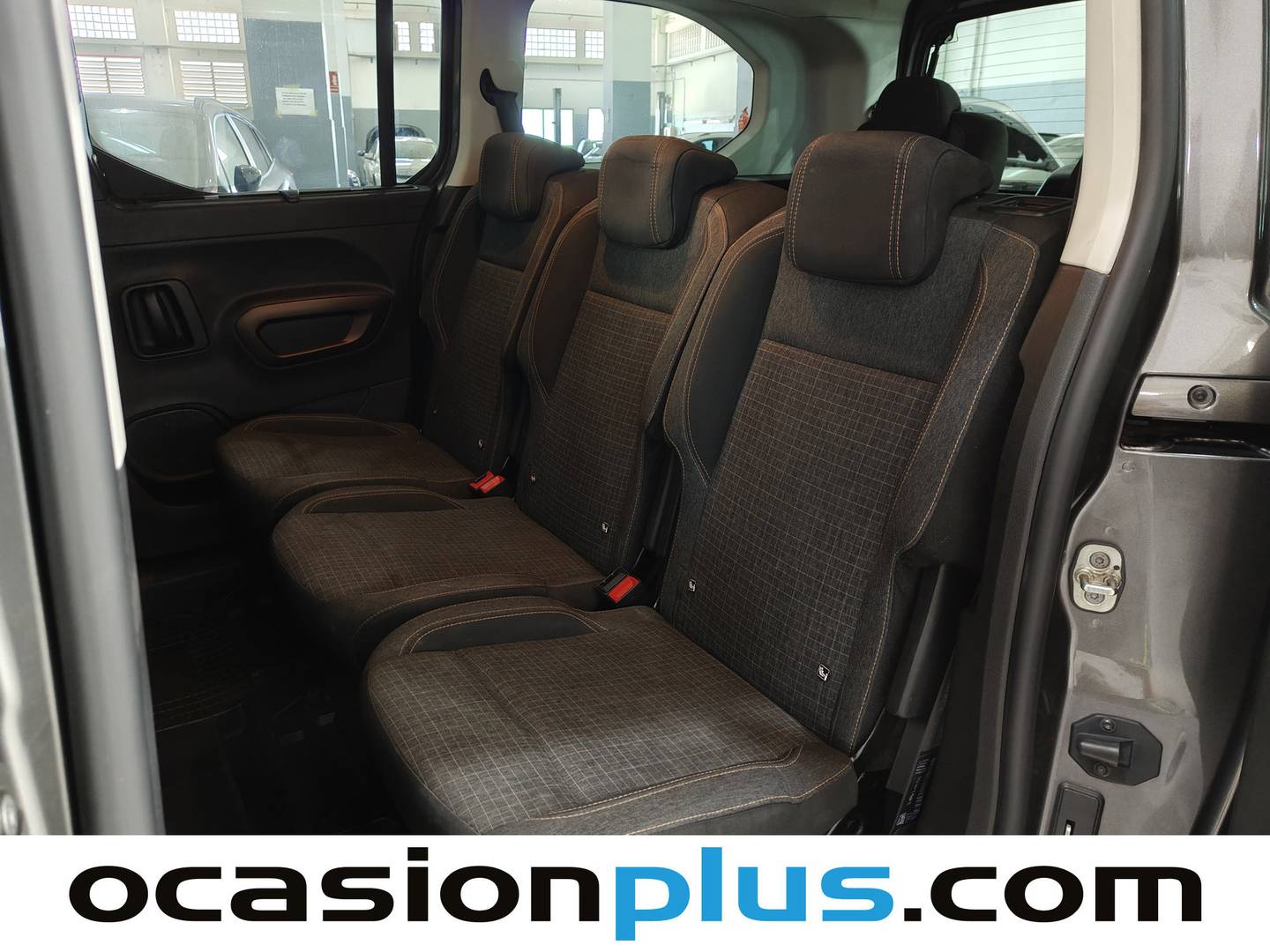 Foto asientos traseros Peugeot Rifter Peugeot Rifter BlueHDi 130 GT Long (130 CV) 7 Plazas