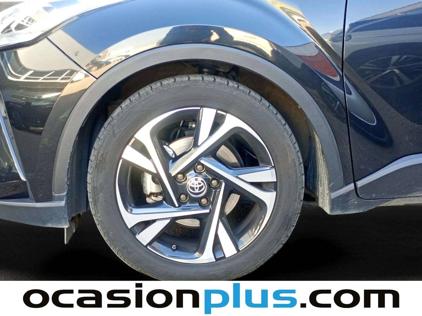 Toyota C-HR Toyota C-HR 1.8 125H Advance (122 CV) 122cv